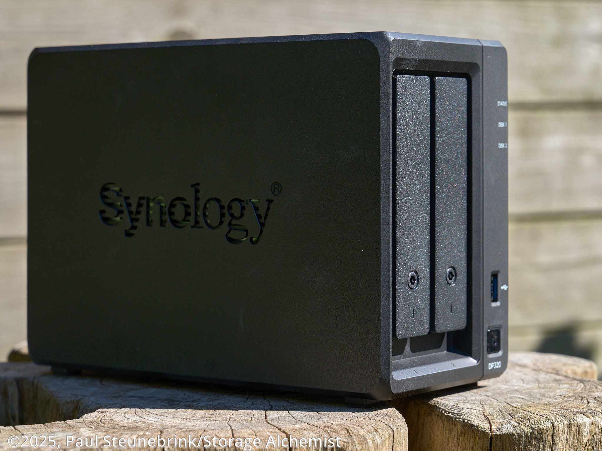 synology dp320, side, activeprotect